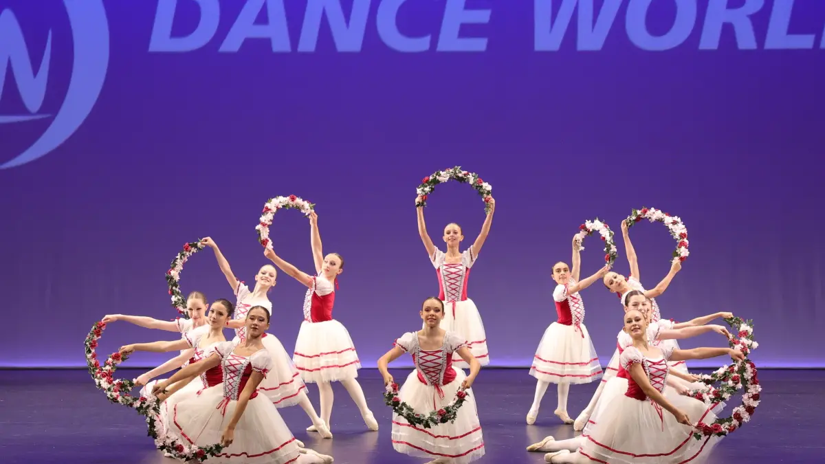Die Lörracher Tanzschüler traten mit verschiedene Choreographien auf.