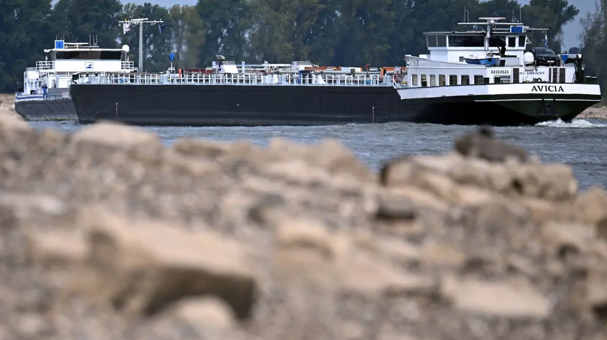 Niedrigwasser im Rhein
