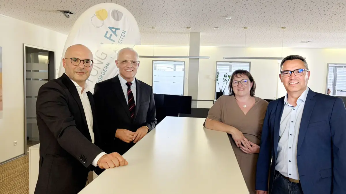 vlnr Tamer Öteles, Vorstandsvorsitzender, Fritz Link, Aufsichtsratsvorsitzender, Martina Schneider, Vorständin, Michael Sauter, Vorstand