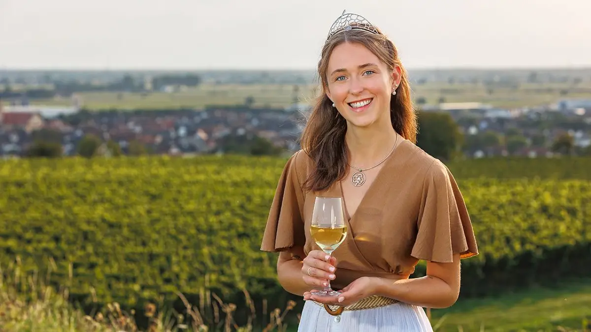 Die Kippenheimerin Elena Kölble bleibt Breisgauer Weinprinzessin.
