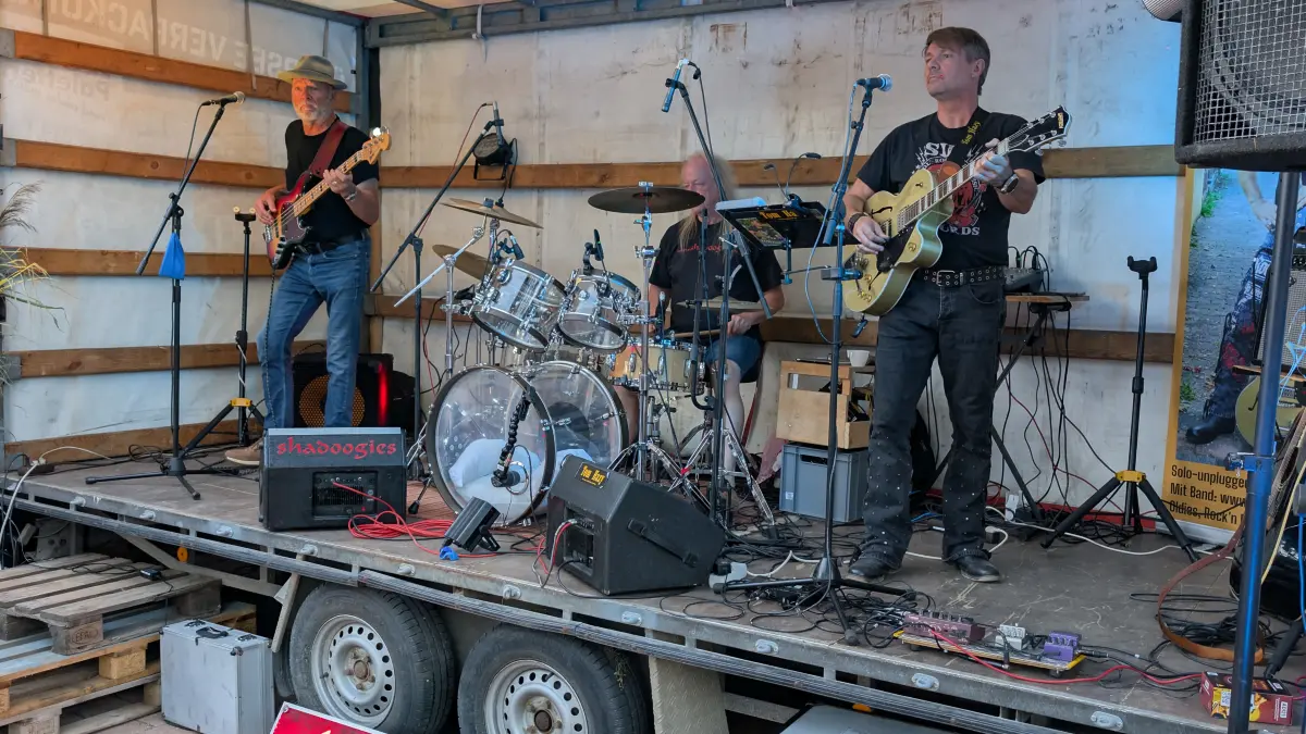 Die Band „Shadoogies“ sorgte für die die musikalische Unterhaltung.