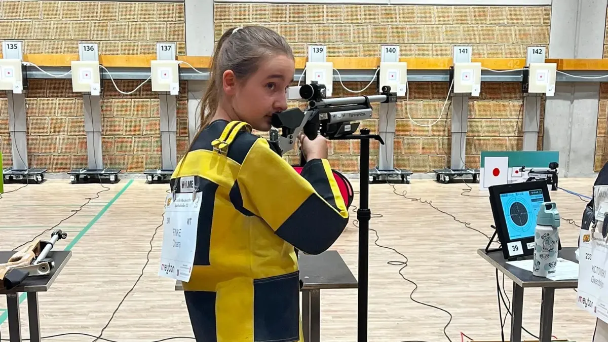Chiara Finke vertrat den SV Schramberg bei der Deutschen Meisterschaft in Frankfurt in der Kategorie Lichtgewehr.