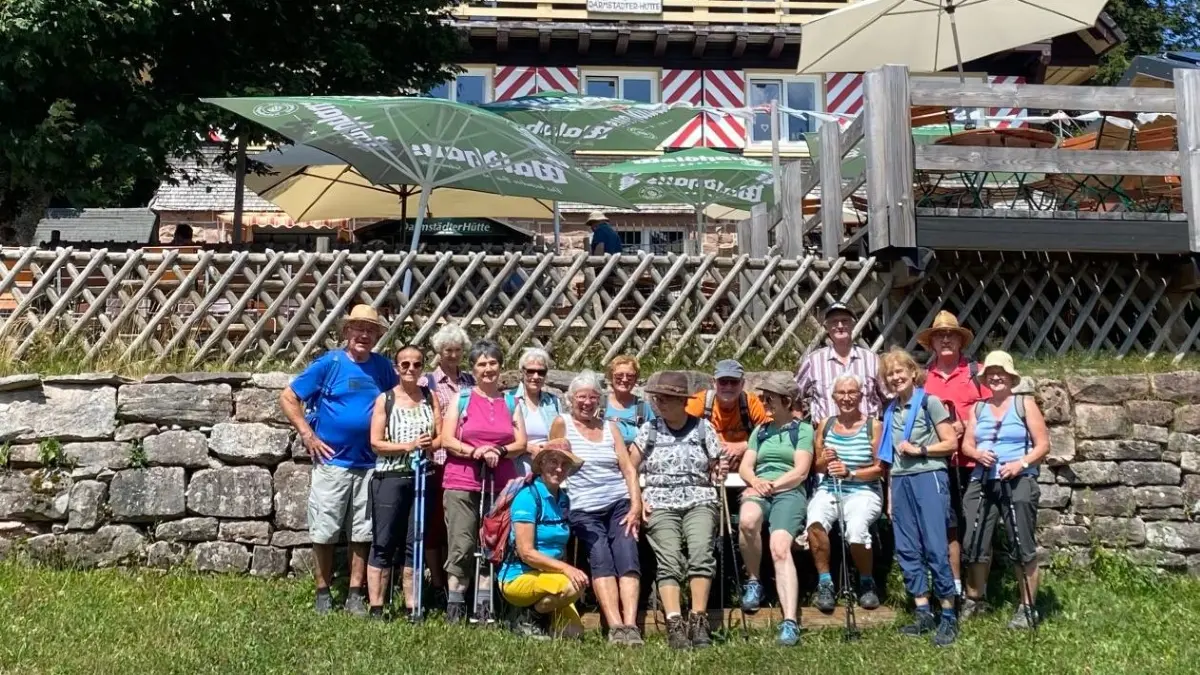 Gruppenfoto an der Darmstätter Hütte