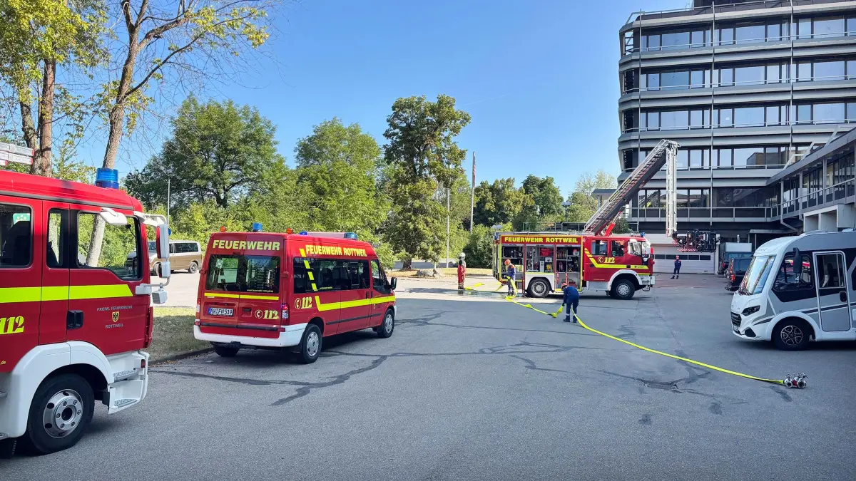 Jugendfeuerwehr hat 24 Stunden Dienst absolviert