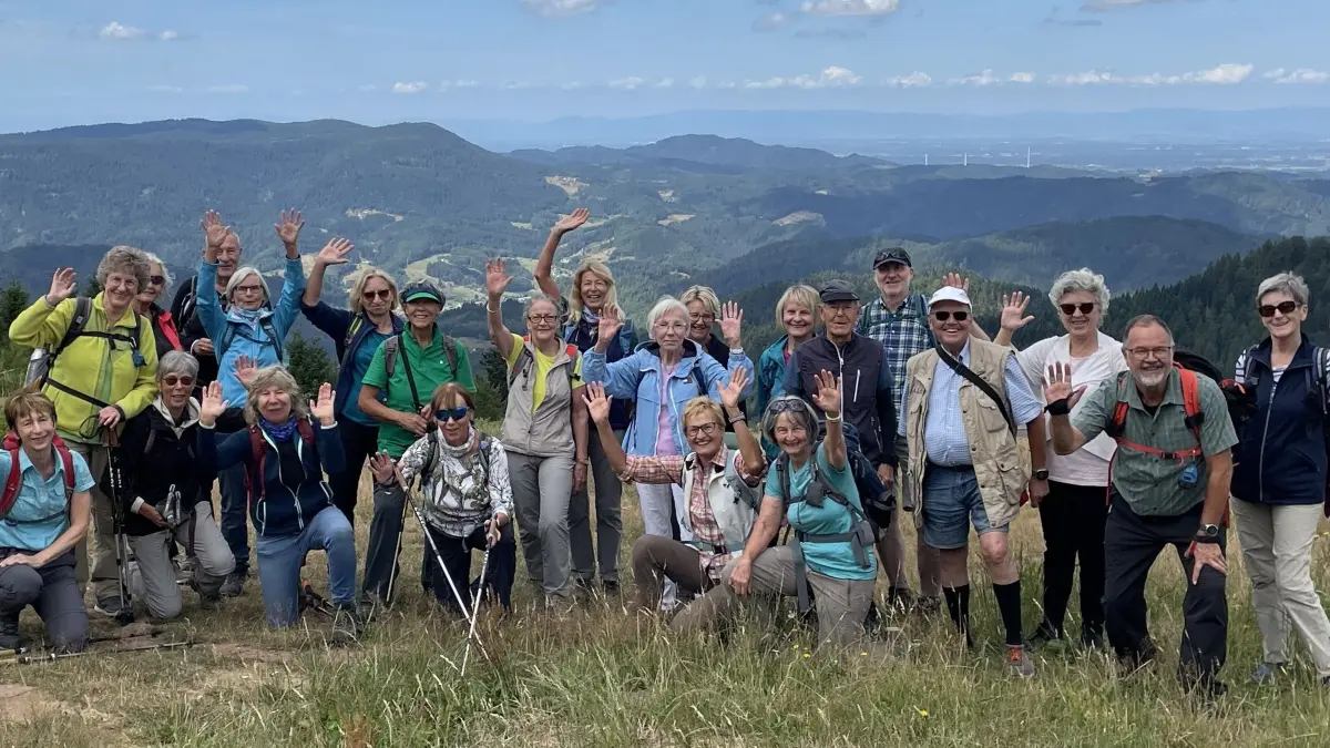 Die Genusswanderer des DAV Nagold erlebten einen ereignisreichen Wandertag auf dem Renchtalsteig