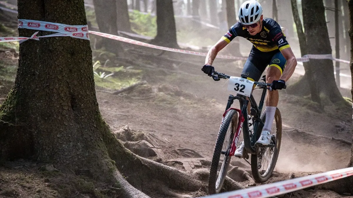 Tobias Steinhart holt sich in der MTB-Bundesliga den Gesamtsieg