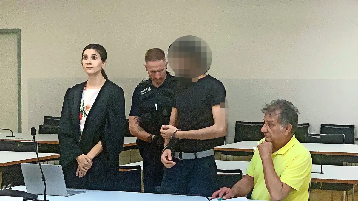 Der 29-jährige Mann aus Afghanistan ist zu einer lebenslänglichen Haftstrafe verurteilt worden.