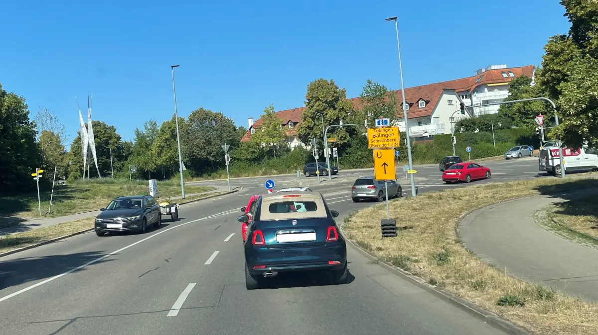 Die Sperrung eines Teils der Umgehung sorgt unter anderem in der Heerstraße für merklich mehr Verkehr.