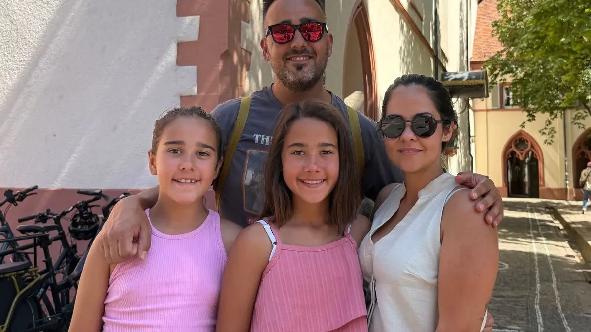 Familie Hurtado zog es für den Sommerurlaub wegen der hohen Temperaturen in der spanischen Heimat Richtung Norden.