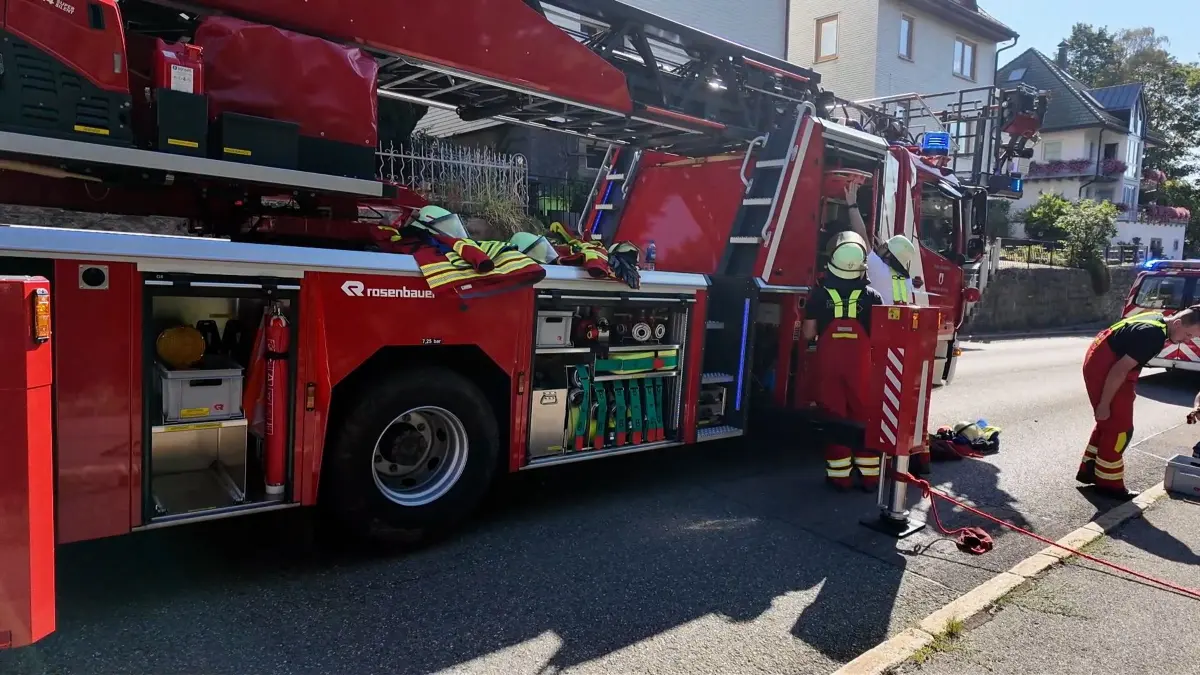 Die Feuerwehr war mit 25 Einsatzkräften vor Ort.