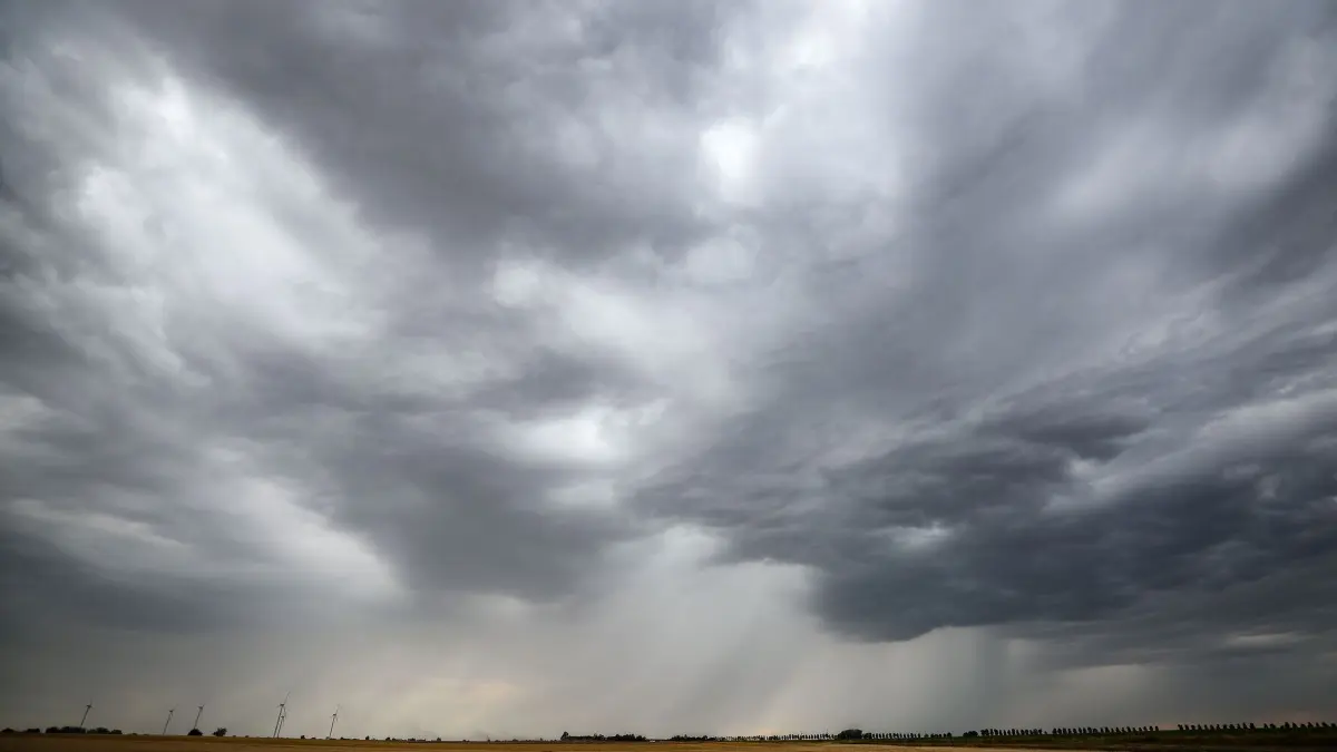 Regen, Sturm und Gewitter