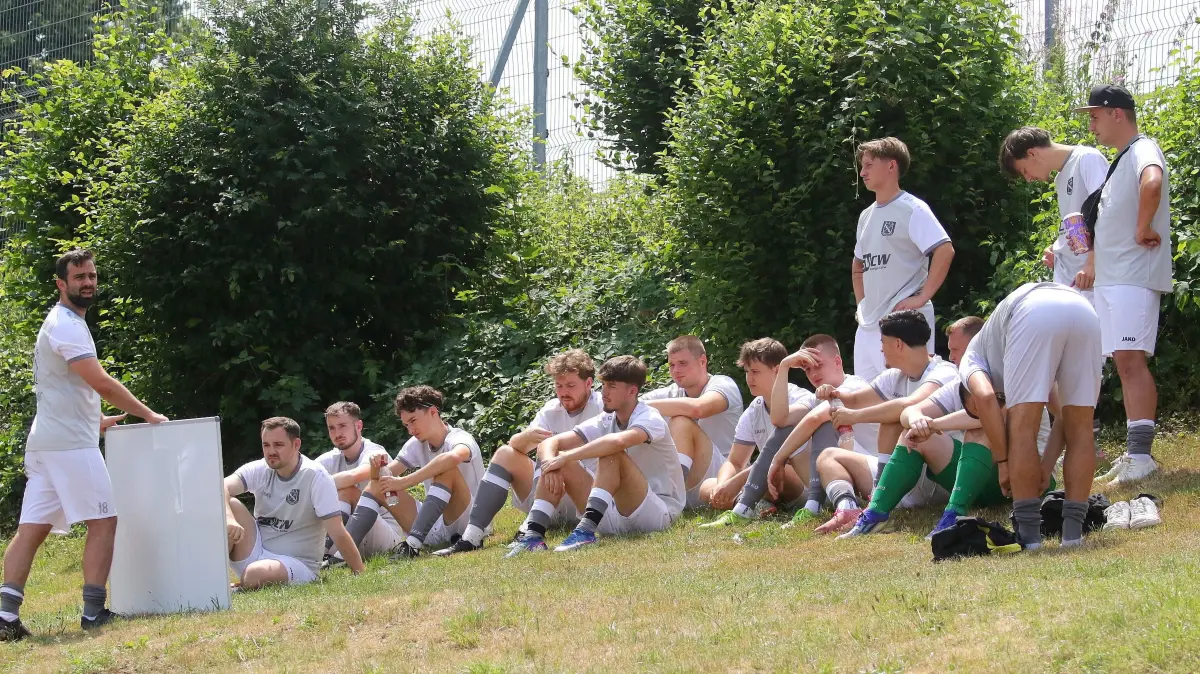Gelungene Ansprache: Der VfL Stammheim bezwang die SpVgg Oberschwandorf mit 4:0.