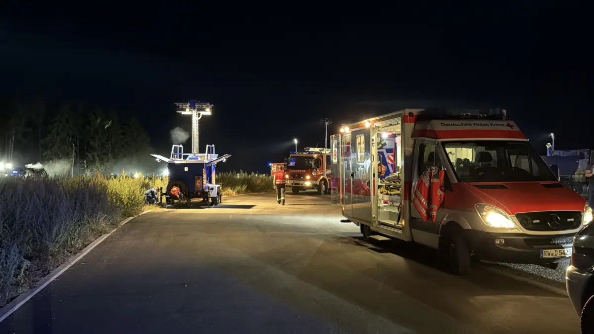 Scheune in Vollbrand in Deißlingen