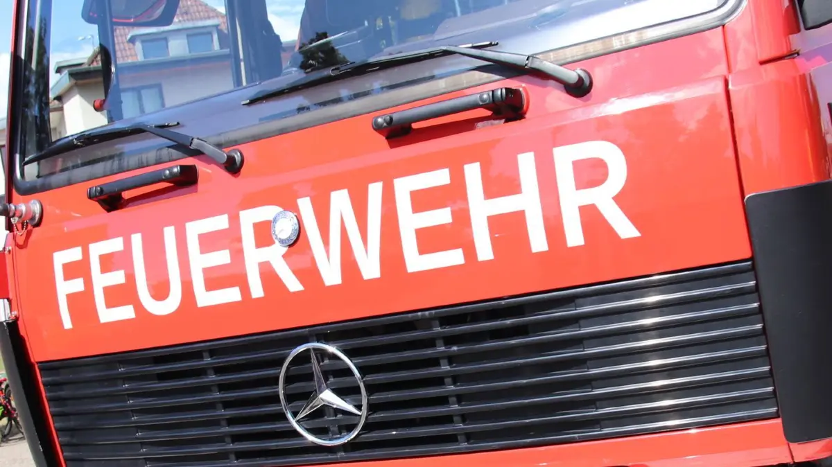 Die Polizei ist zu zwei Bränden ausgerückt (Symbolfoto).