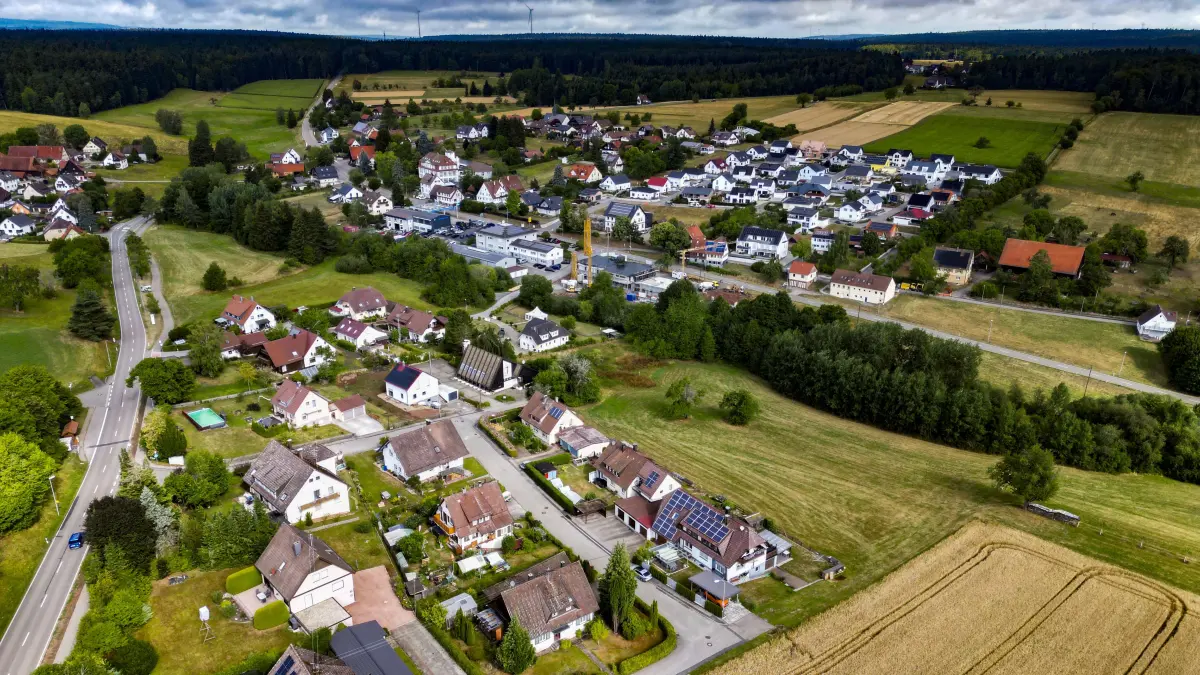 Oberreichenbach ist umgeben von Wald.