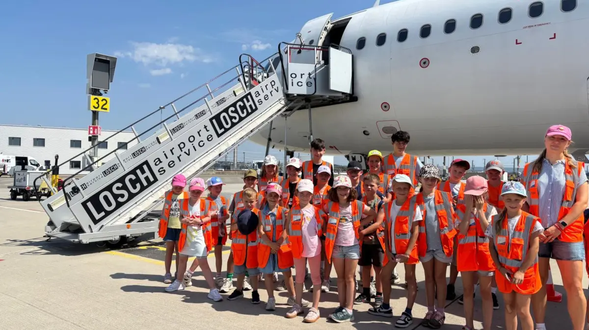 Zu den absoluten Höhepunkten des Ferienprogramms für Kinder beim Kinderschutzbund gehörte der Ausflug zum Flughafen Stuttgart.