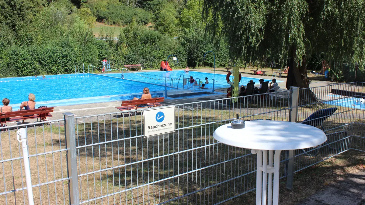 Raucherzone im Junginger Freibad
