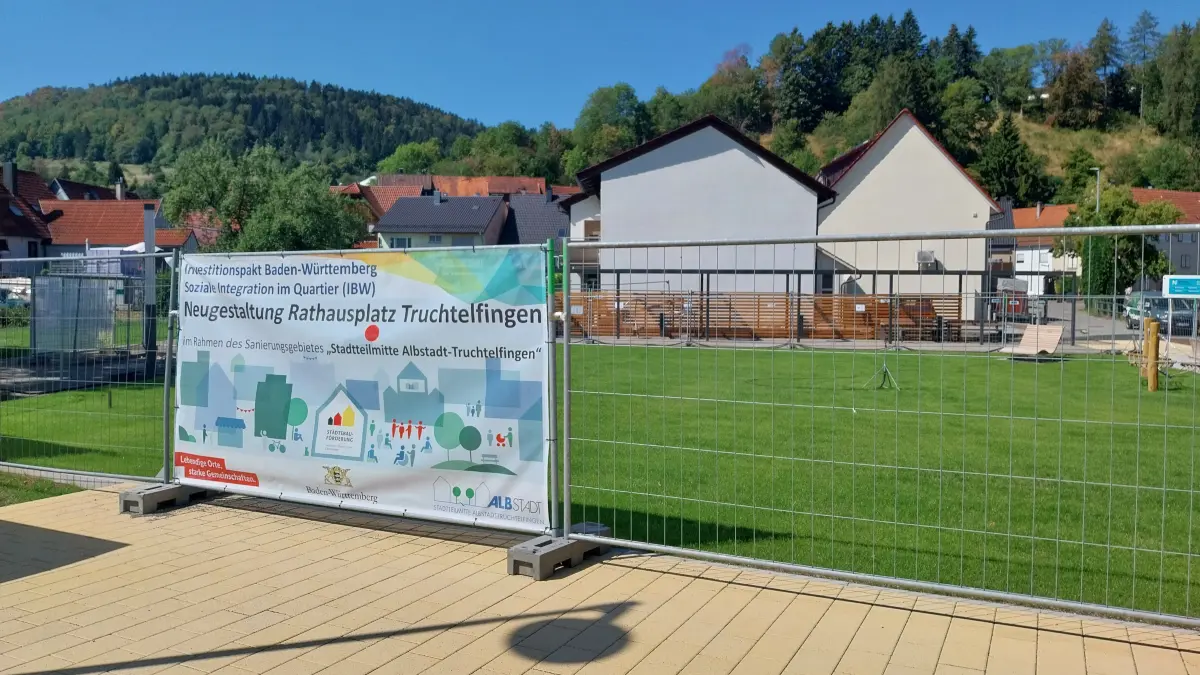 Am Rathausplatz in Truchtelfingen waren am Dienstag 50 Euro Bargeld versteckt.