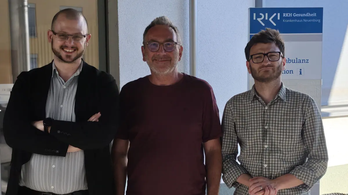 Fabian Bunzel, Torsten Ruck und Viorel Constantinescu freuen sich auf den Start der neu gegründeten neurologischen Praxis am Gesundheitszentrum Neuenbürg.