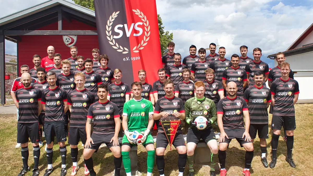 Mit dieser Mannschaft ist der SV Schönbronn zum ersten Mal in seiner Geschichte in die Bezirksliga aufgestiegen.
