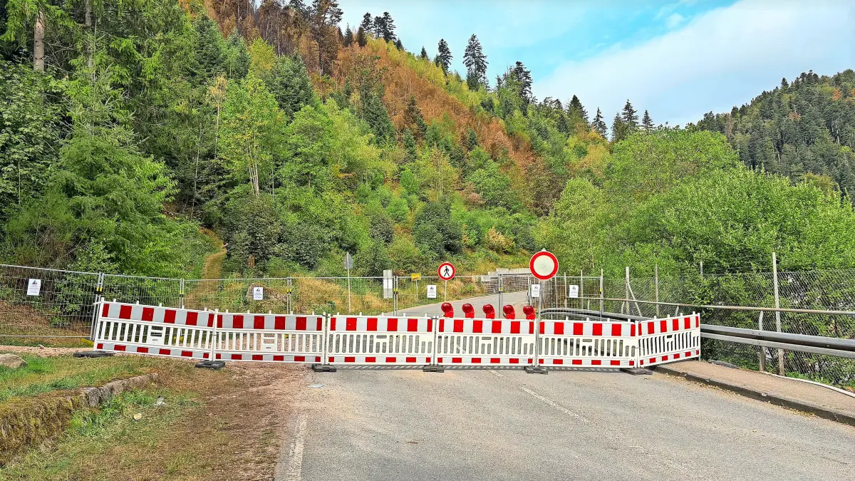 Die Sperrung in Richtung Lauterbach.