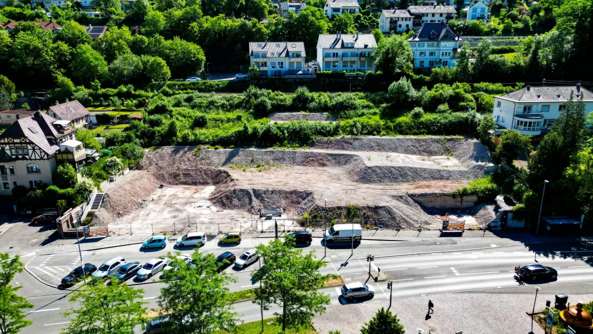 Wo sich einst der Badische Hof erhob, sollte eines Tages der Calwer Tunnel unter die Erde führen. Ob das wirklich so kommt, scheint aktuell fraglich.
