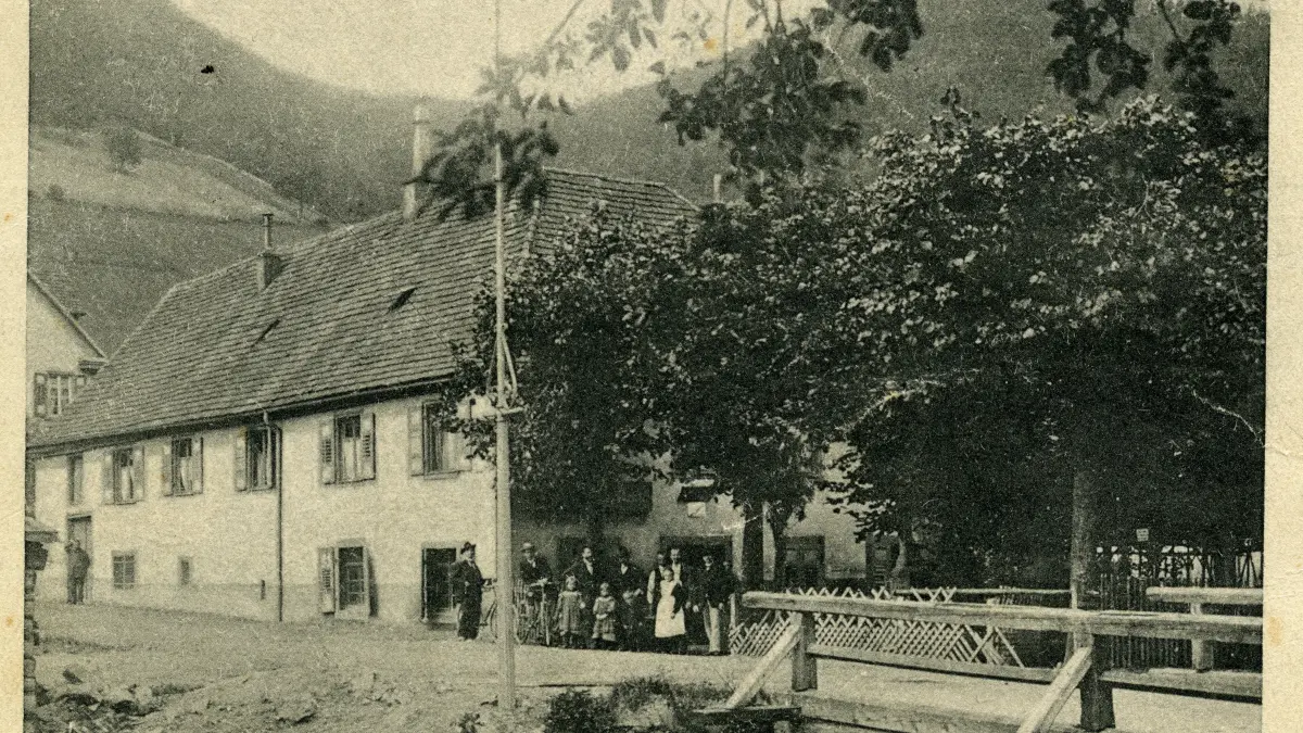 Das Gasthaus „Hammerhäusle“ auf einer Postkarte aus der Zeit um 1900.