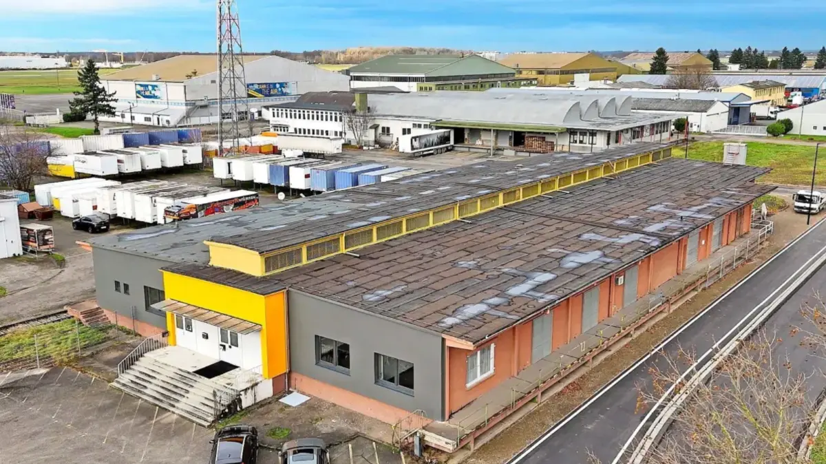 Blick auf das Innovations- und Gründerzentrum „Innolab 33“ in der Rainer-Haungs-Straße