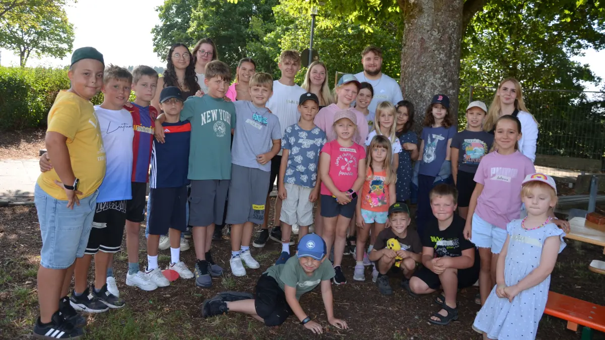 In der Sommerwerkstatt ist für Kinder und ihre Betreuer viel Spiel und Spaß geboten.