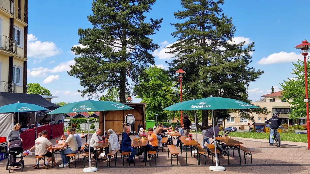 Der Streetfood-Sommer in Dobel bietet an den Wochenenden kulinarische Abwechslung.