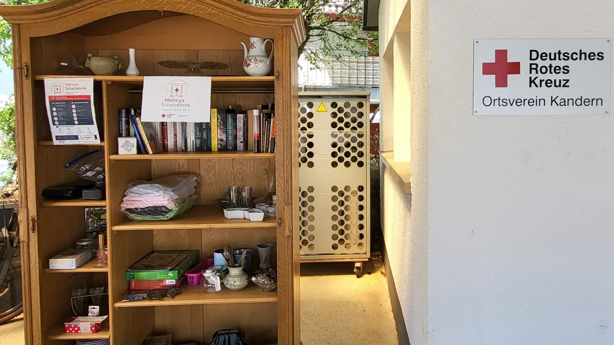 Der Verschenkeschrank "Henrys Schatzkästle" im Rotkreuzhaus Kandern wird rege genutzt.