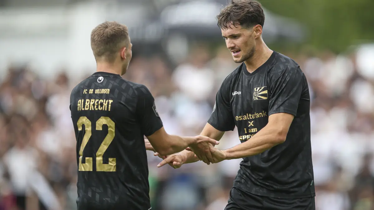 Dominik Emminger (rechts), hier mit Leon Albrecht, hat bisher in jedem Oberliga-Spiel für den FC 08 getroffen.