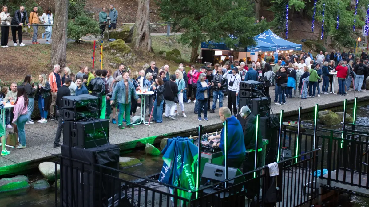 Was am Freitag etwas regnerisch begann, entwickelte sich am Samstagabend zu einem ausgelassenen Tanzfest.