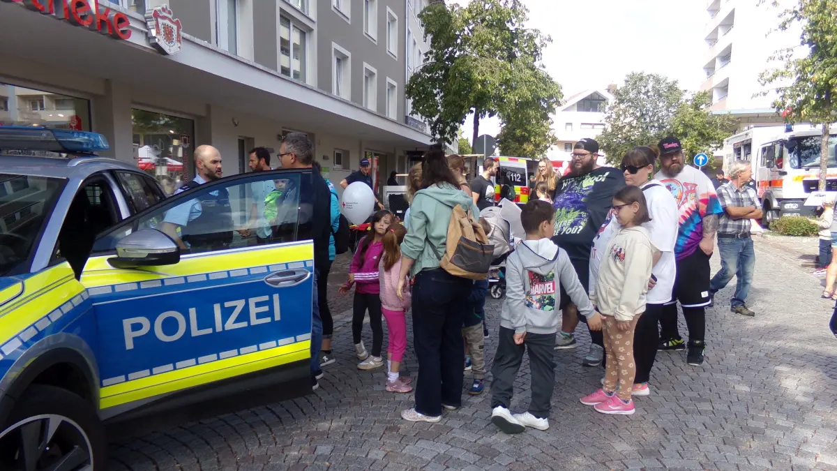 Groß ist das Interesse der Bevölkerung am zweiten Donaueschinger Blaulichttag.