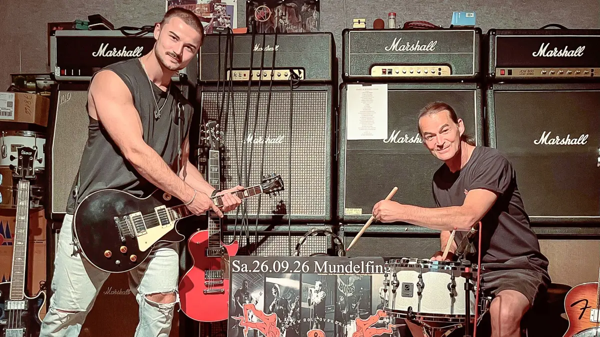 Rock Band Dust & Bones - Vater Arthur und Sohn Samuel Mäder.