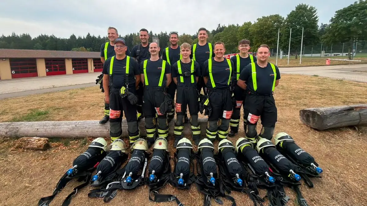 Erfolgreiche Teilnehmer: Mit fünf Trupps hat die Feuerwehr Schömberg beim Wettbewerb überzeugt.