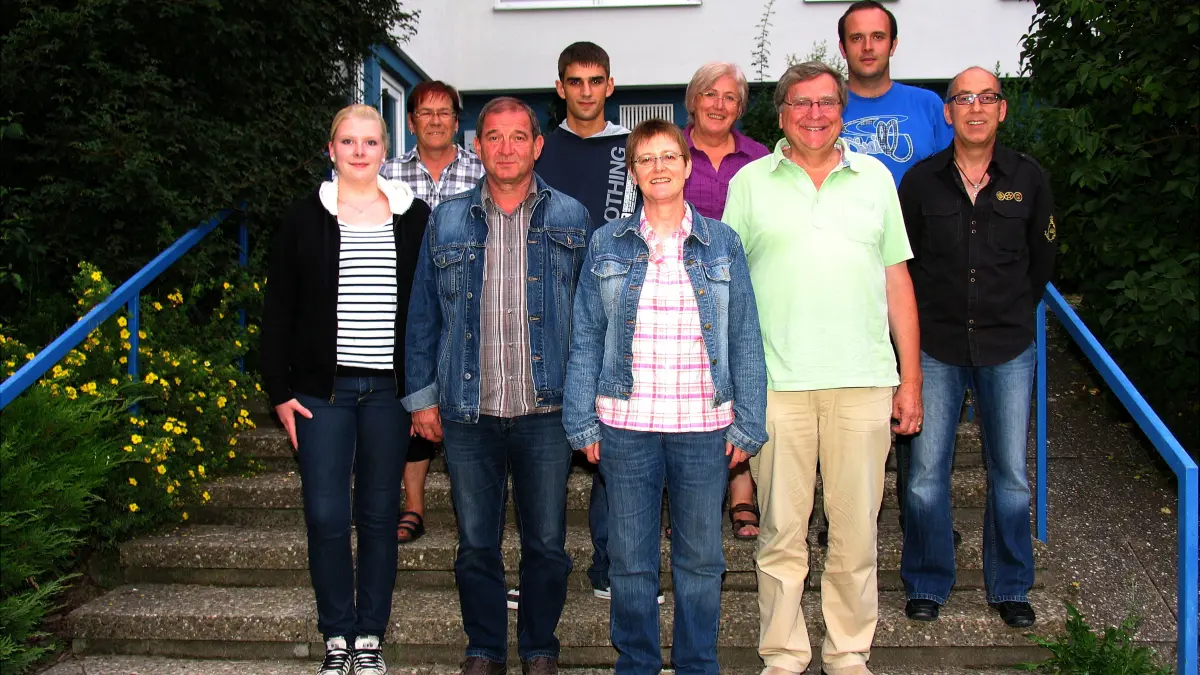 Mühringens letzte Laienspielgruppe der Feuerwehr mit Mitspieler und Regisseur Georg Angress