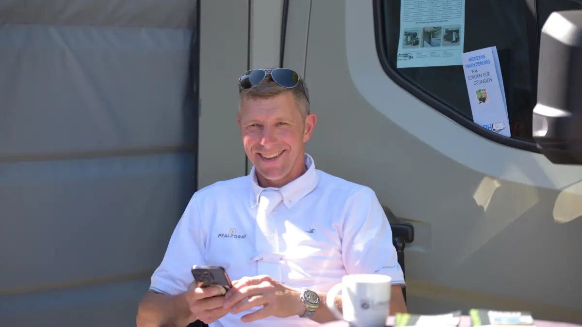 Springreiter-Ass Timo Beck, gebürtig und aufgewachsen in Hechingen, hat in Durmersheim erst einen Live-Stream zur Aachen-WM verfolgt und landete anschließend im Großen Preis an sechster Stelle.