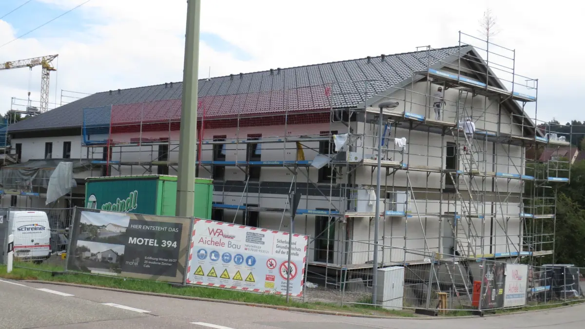 Die Außenarbeiten des neuen Motel 394 in Oberreichenbach sind nahezu abgeschlossen.