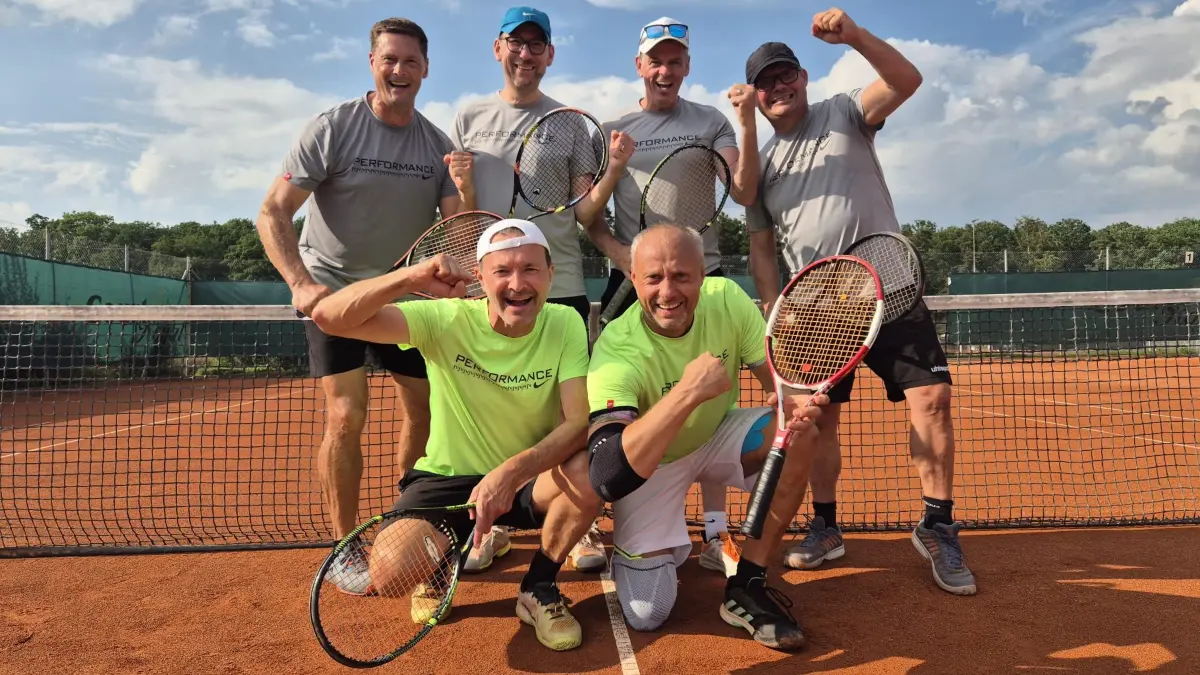 Die Herren des TC Bildechingen (von links oben): Peter Rosenberger, Markus Gramer, Roger Nauer, Harald Elsässer, Sascha Thurau, Edi Stritzel.