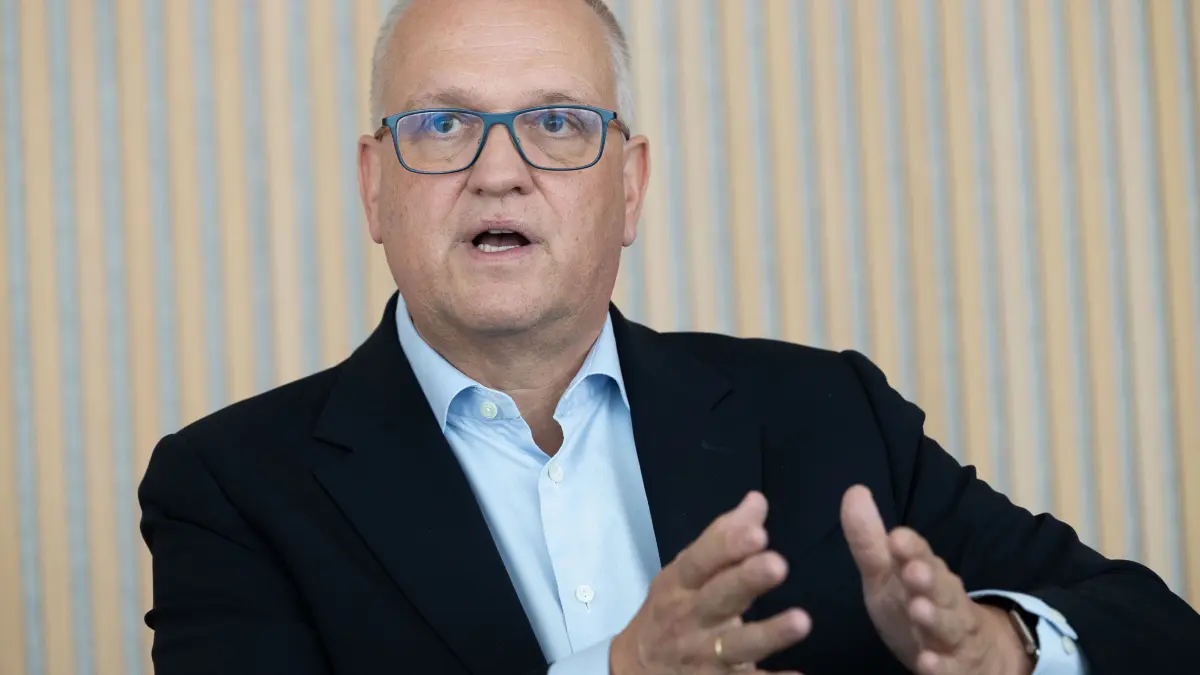Rainer Neske im Gespräch: Interviewtermin mit LBBW-Chef Rainer Neske.