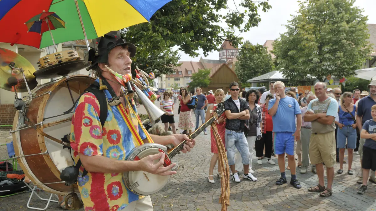 Musiker „Rambo Tschambo“ in der Sommergasse