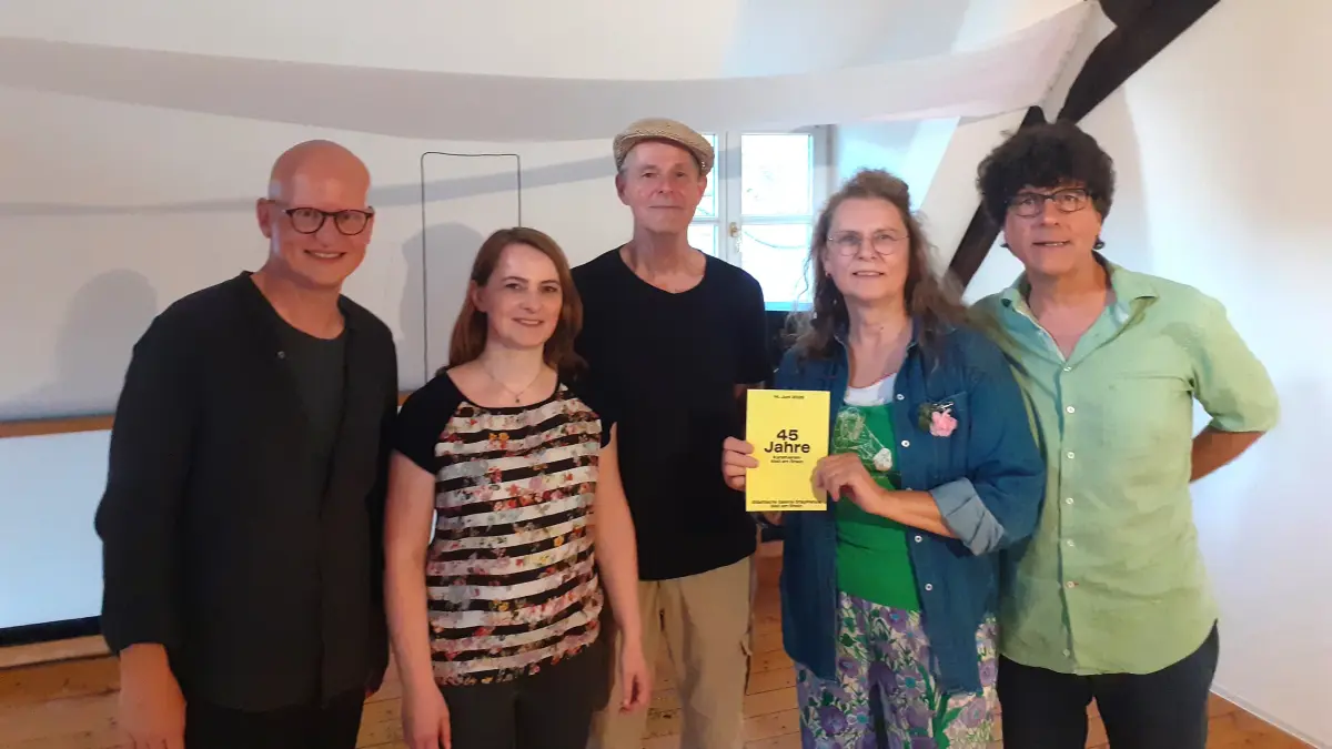 Der Vorstand des Kunstvereins mit Martin Hartung (von links), Elisabeth Schröder, Matthias Frey, Christine Fausten und Andreas Frick – es fehlt Katrin Niedermeier