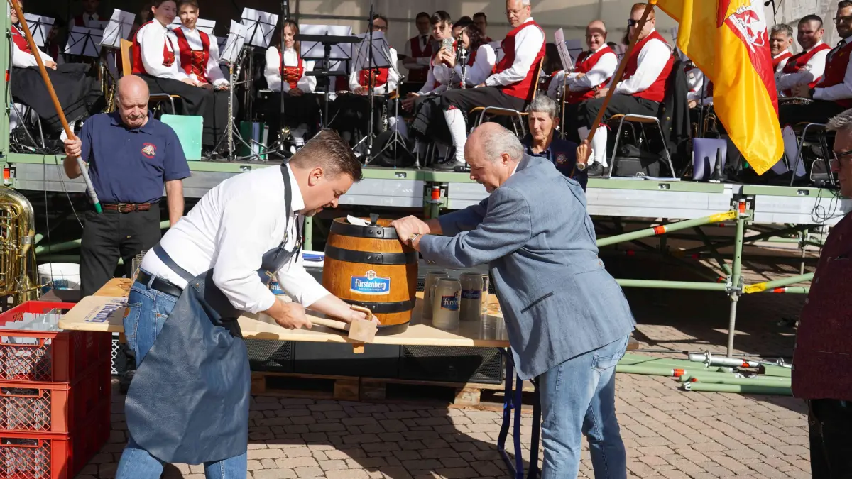 Buntes Treiben herrscht am Wochenende bei Trödlermarkt und Stadtfest in der Furtwanger Innenstadt.