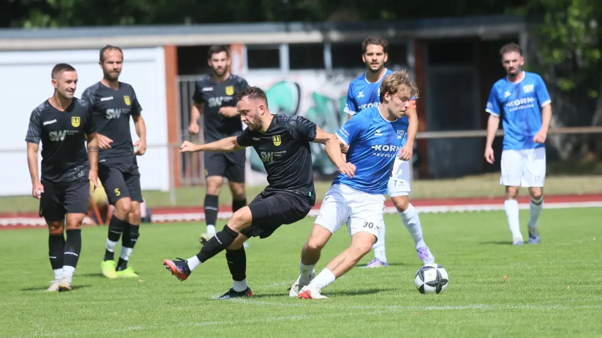 Mit einem 4:0-Sieg gegen den SV Waldmössingen hat der FC 07 Albstadt die Tabellenführung in der Bezirksliga Schwarzwald-Zollern übernommen.