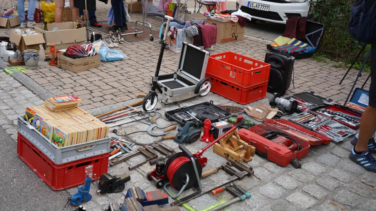 Buntes Treiben herrscht am Wochenende bei Trödlermarkt und Stadtfest in der Furtwanger Innenstadt.