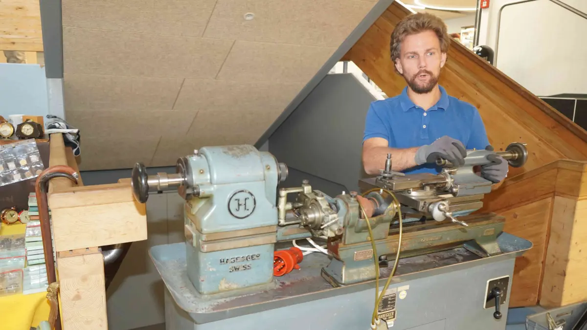 Viel zu entdecken gibt es bei der Antik-Uhrenbörse in Furtwangen.