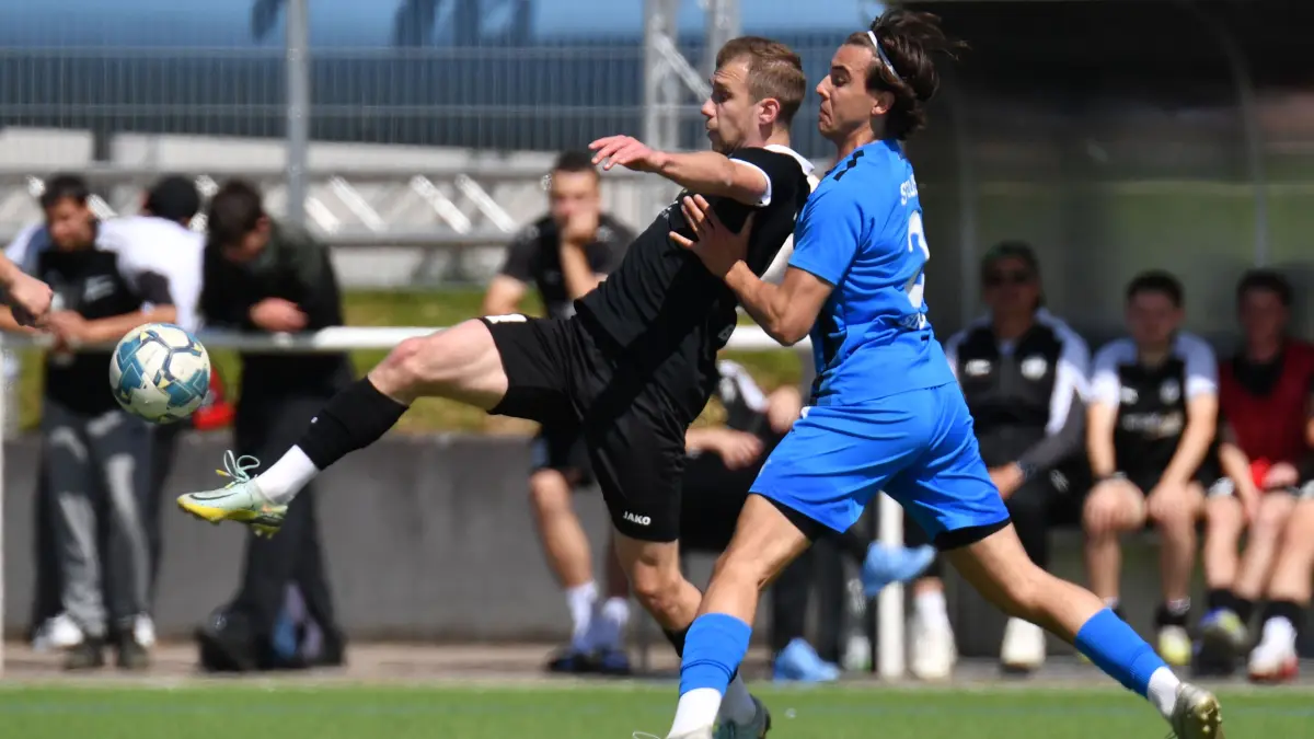 In der Vorsaison spielte Roman Bulgakov (links) noch mit Dinglingen gegen den SV Rust. Kurz vor Ende der Wechselperiode hat sich der Angreifer nun dem Landesligisten angeschlossen.