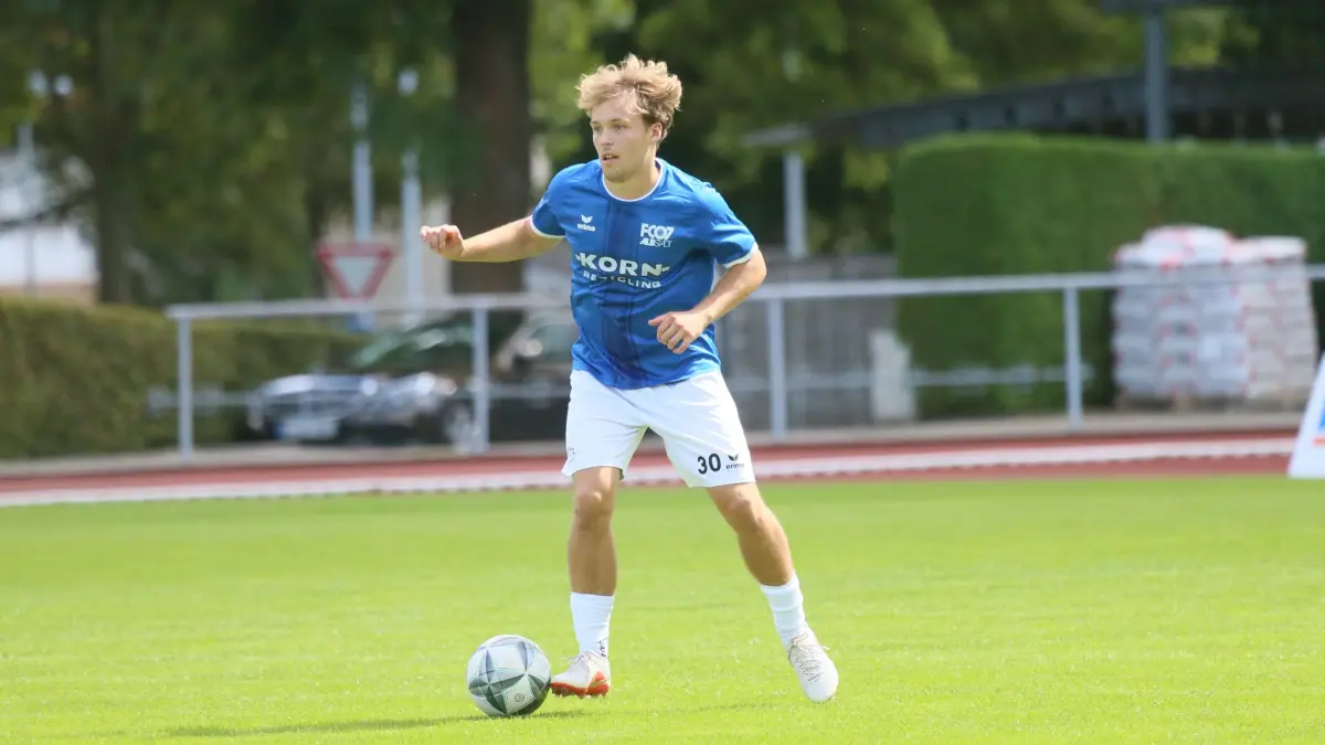 Lewin Moser
FC 07 Albstadt-SV Waldmoessingen
Spieler FC 07 Albstadt
Fussball
Bezirksliga
Saison 2026/2027
FC07 Albstadt