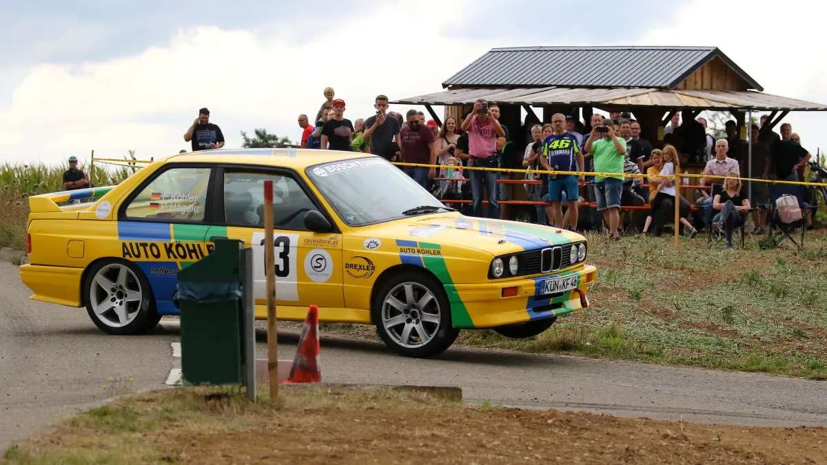 Am Samstag donnern Rallyeautos über die Calwer Straßen. Das sorgt auch für Kritik.